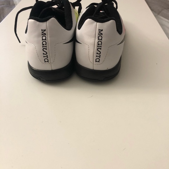 Nike Magista girls shoes - Picture 3 of 4